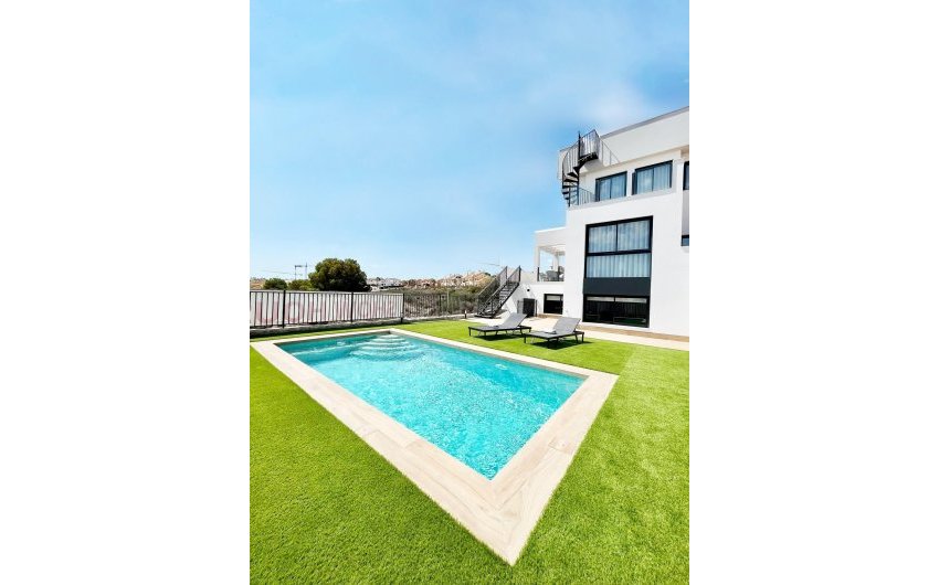 Obra nueva - Villa -
Algorfa - La Finca Golf