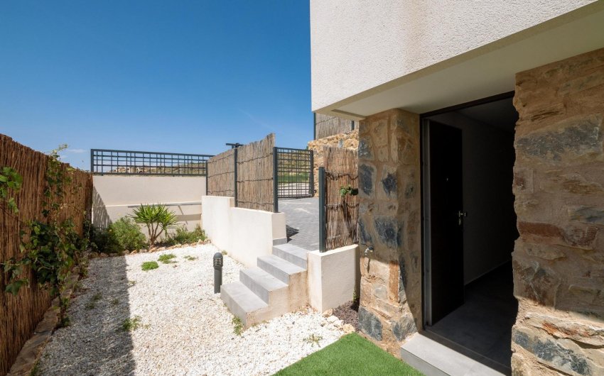 Obra nueva - Villa -
Algorfa - La Finca Golf
