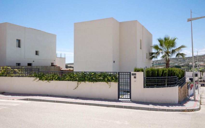 Obra nueva - Villa -
Algorfa - La Finca Golf