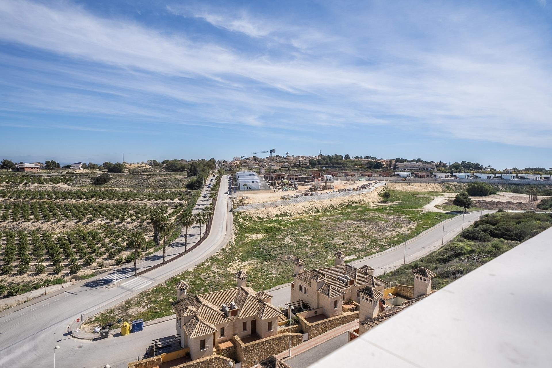 Obra nueva - Villa -
Algorfa - La Finca Golf