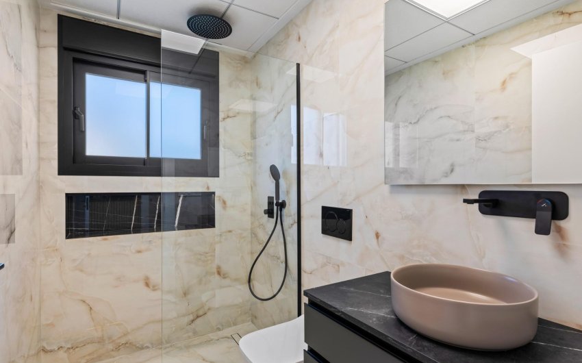 Obra nueva - Villa -
Algorfa - La Finca Golf