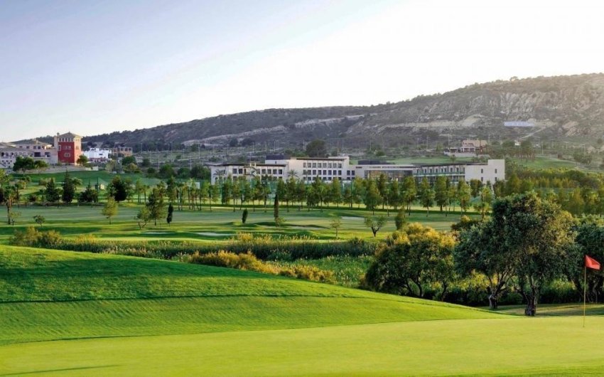 Obra nueva - Villa -
Algorfa - La Finca Golf