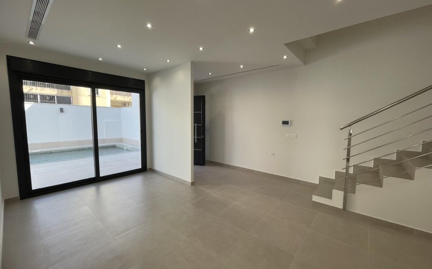 Obra nueva - Villa -
Almoradí - Heredades