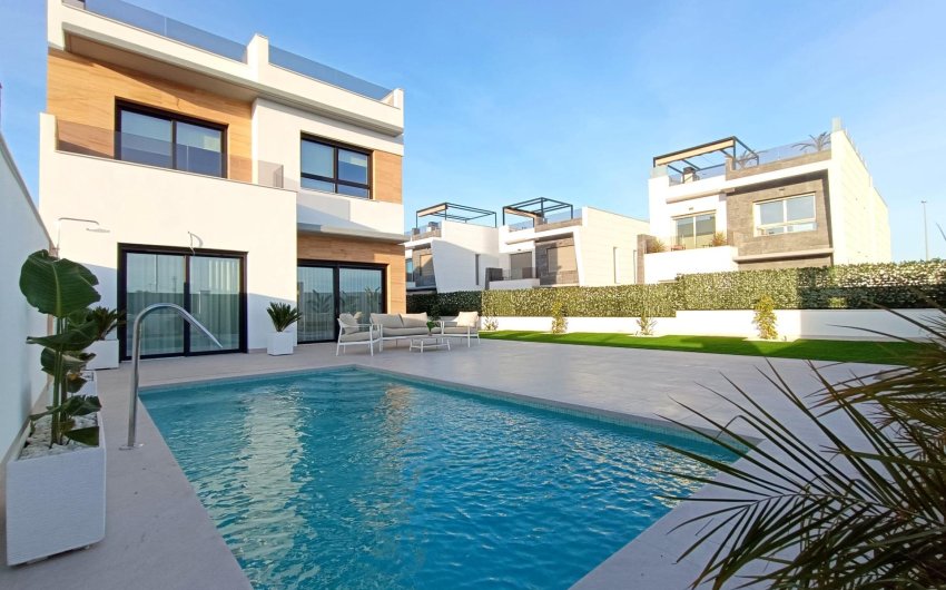 Obra nueva - Villa -
Benijofar - Pueblo