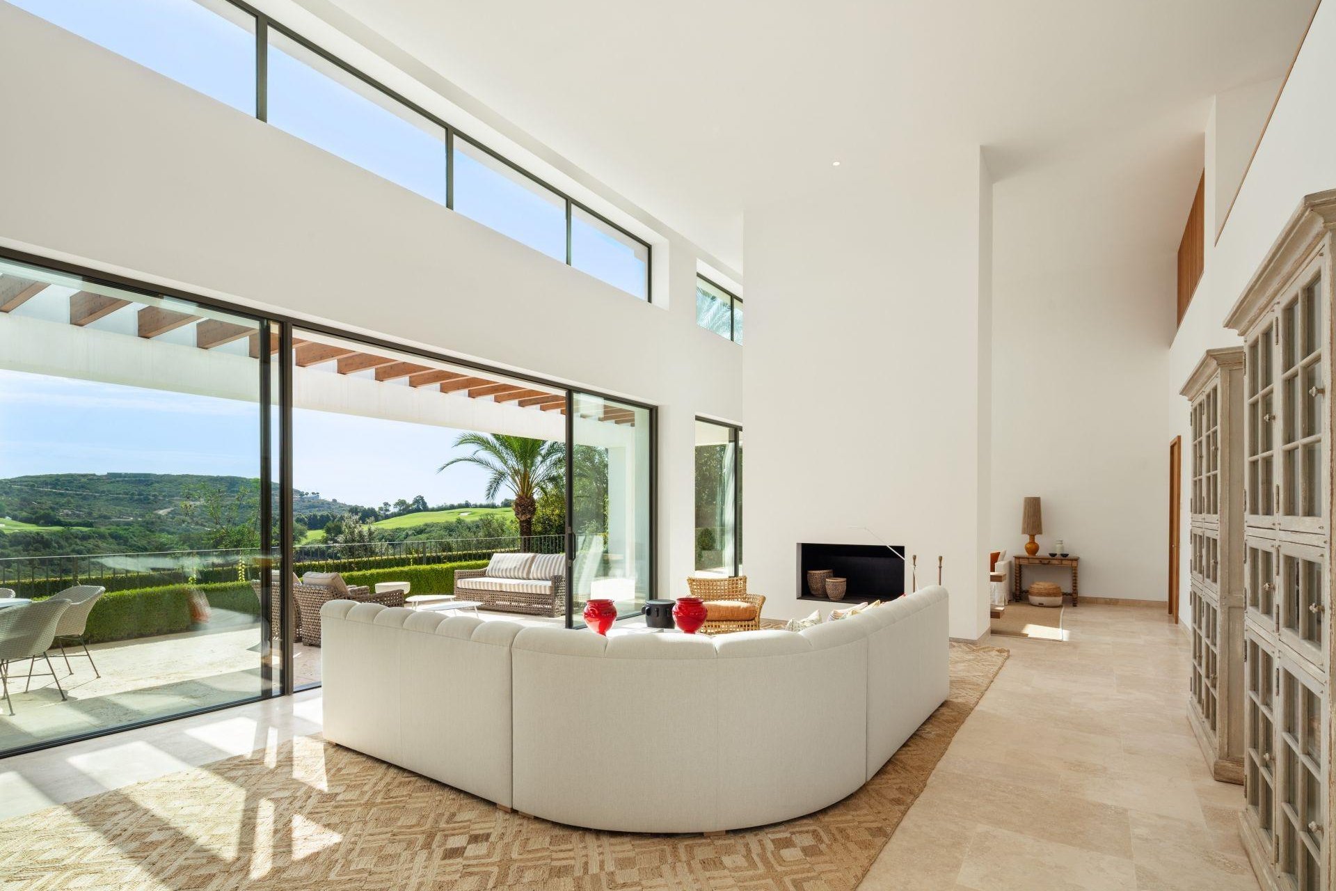 Obra nueva - Villa -
Casares - Pedregales