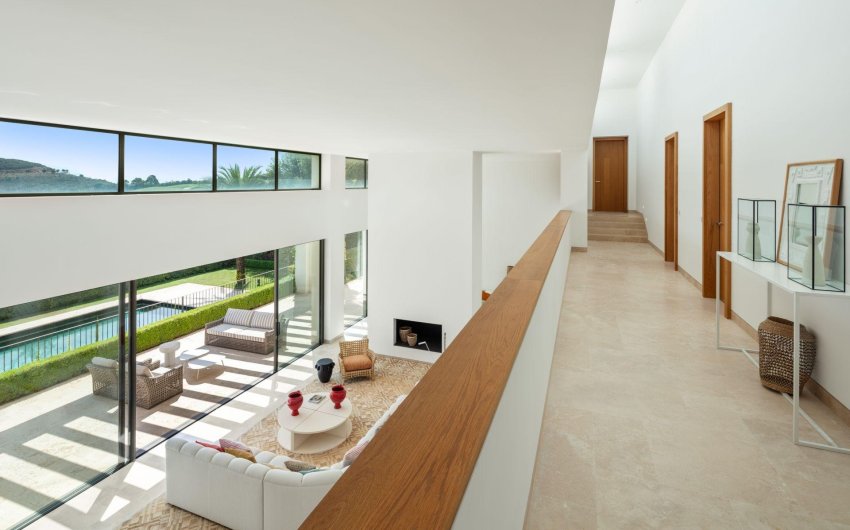 Obra nueva - Villa -
Casares - Pedregales