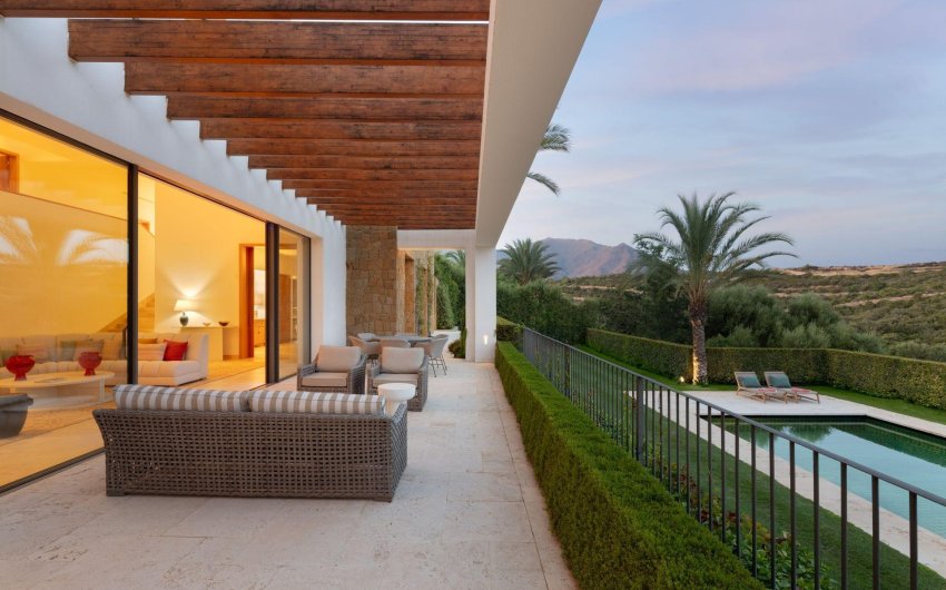 Obra nueva - Villa -
Casares - Pedregales