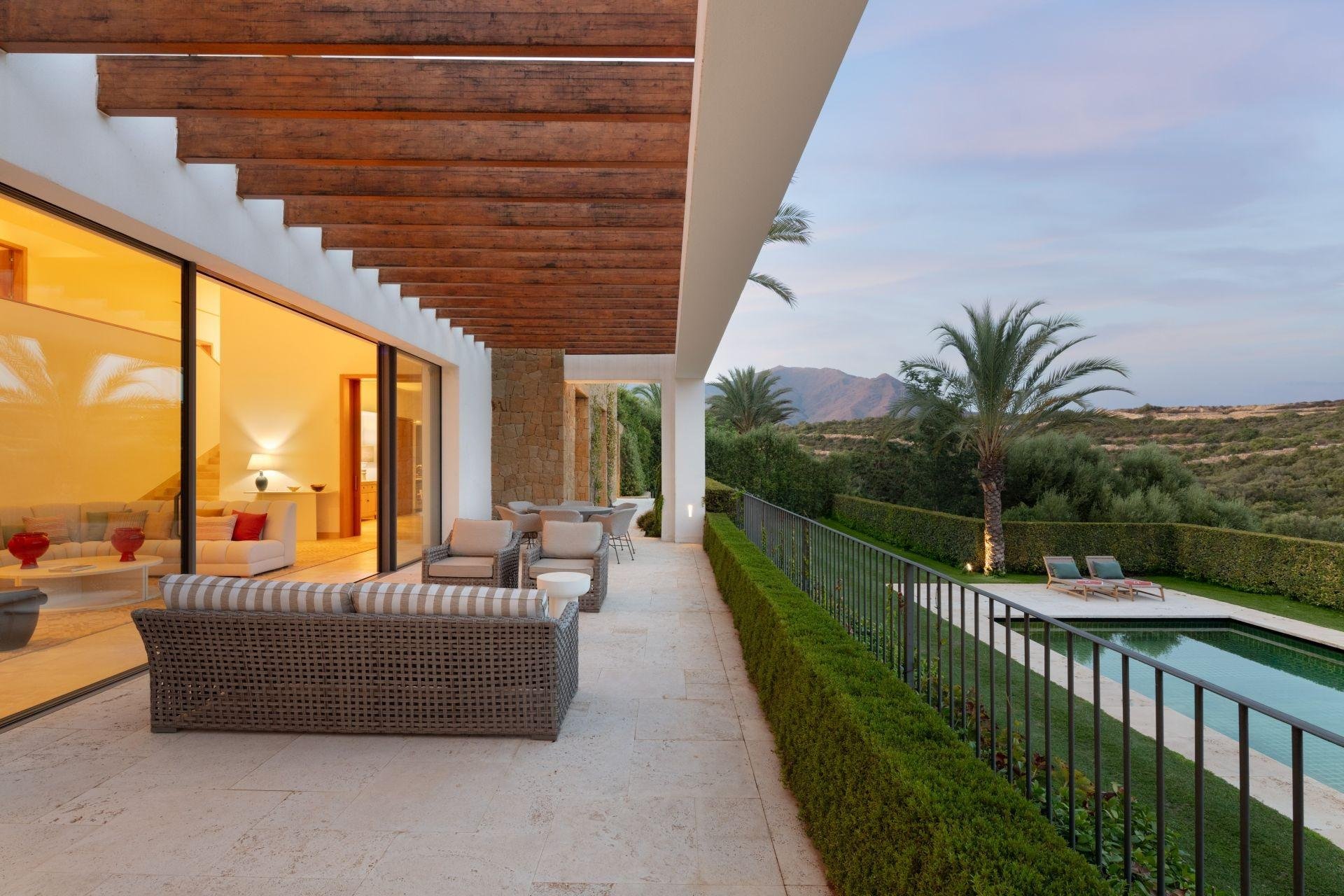 Obra nueva - Villa -
Casares - Pedregales