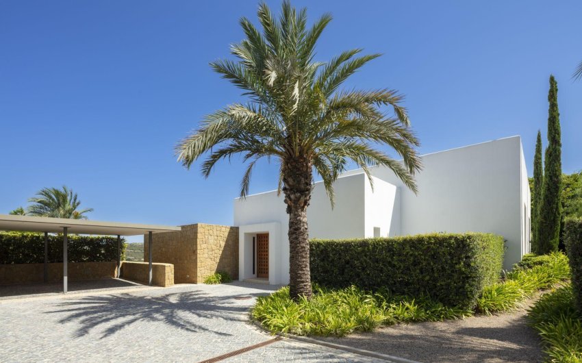 Obra nueva - Villa -
Casares - Pedregales