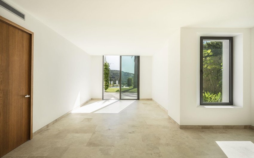 Obra nueva - Villa -
Casares - Pedregales