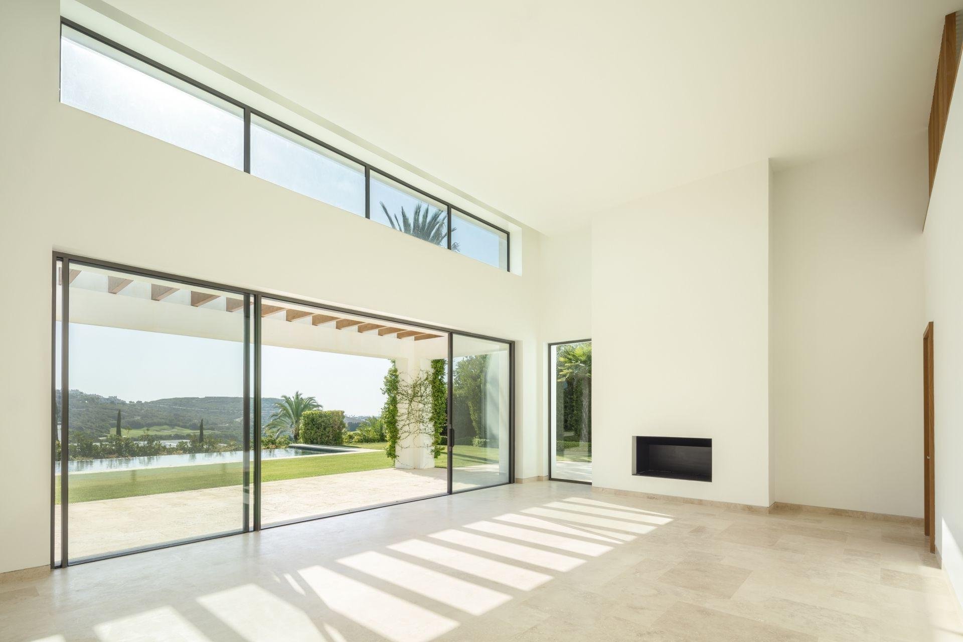 Obra nueva - Villa -
Casares - Pedregales