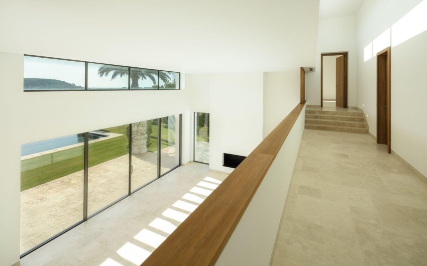 Obra nueva - Villa -
Casares - Pedregales