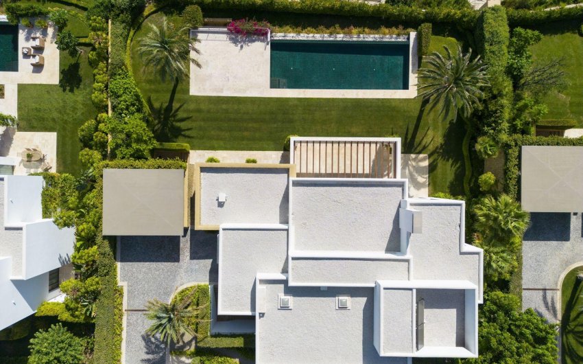 Obra nueva - Villa -
Casares - Pedregales