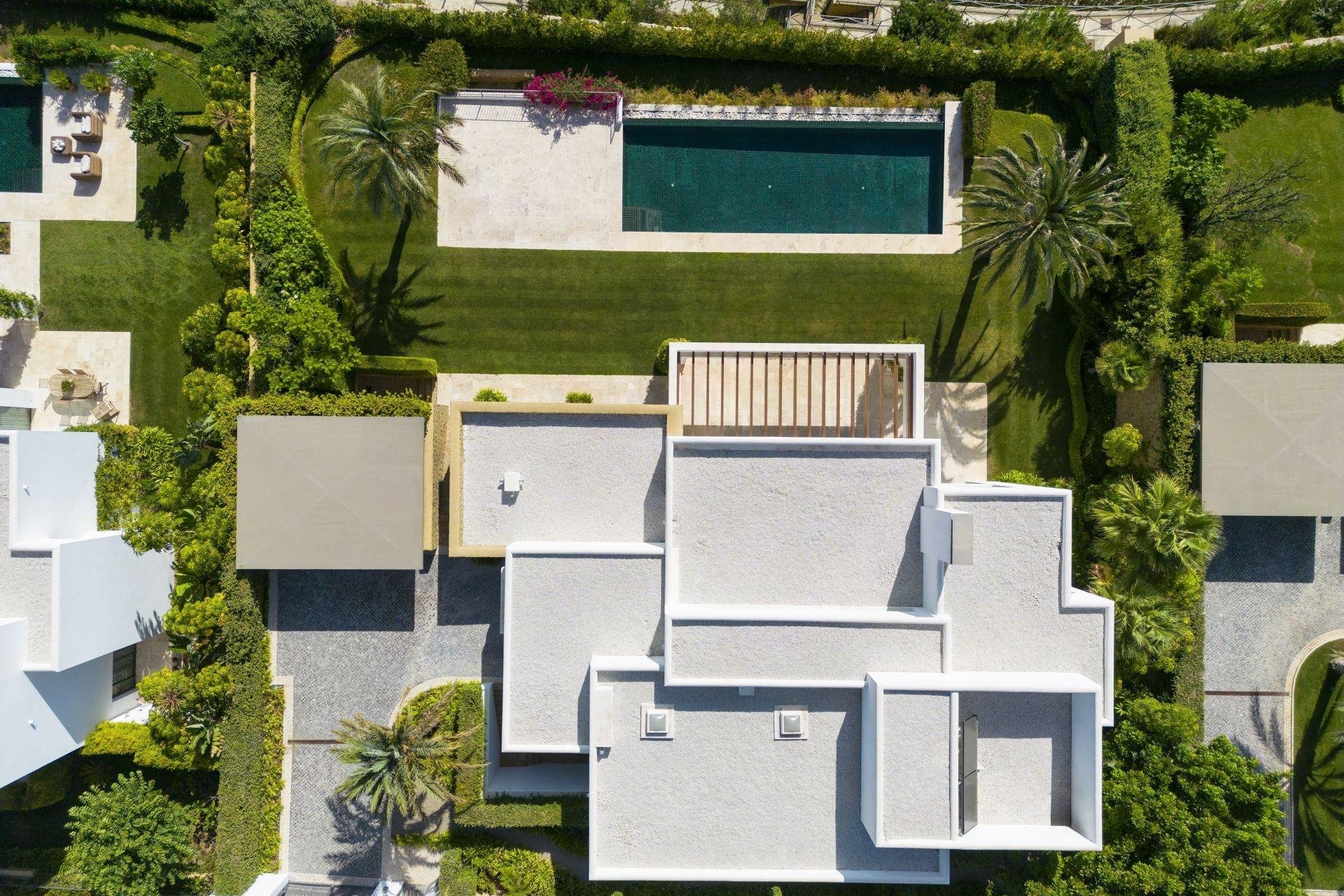 Obra nueva - Villa -
Casares - Pedregales