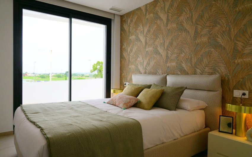 Obra nueva - Villa -
Dolores - polideportivo