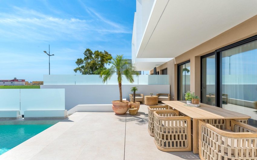 Obra nueva - Villa -
Dolores - Sector 3