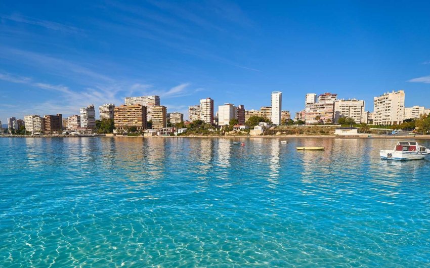 Obra nueva - Villa -
Els Poblets - Partida Barranquets