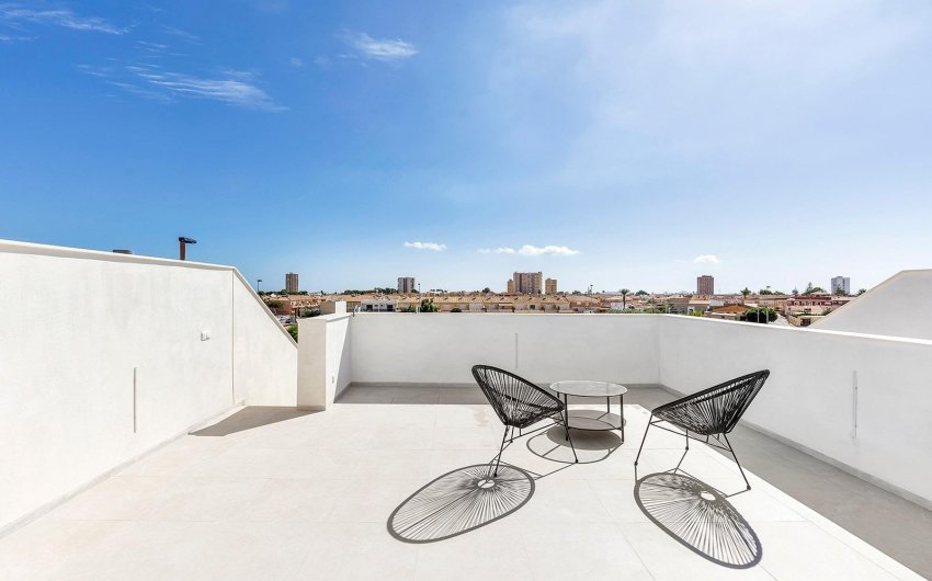 Obra nueva - Villa -
Los Alcazares - Serena Golf