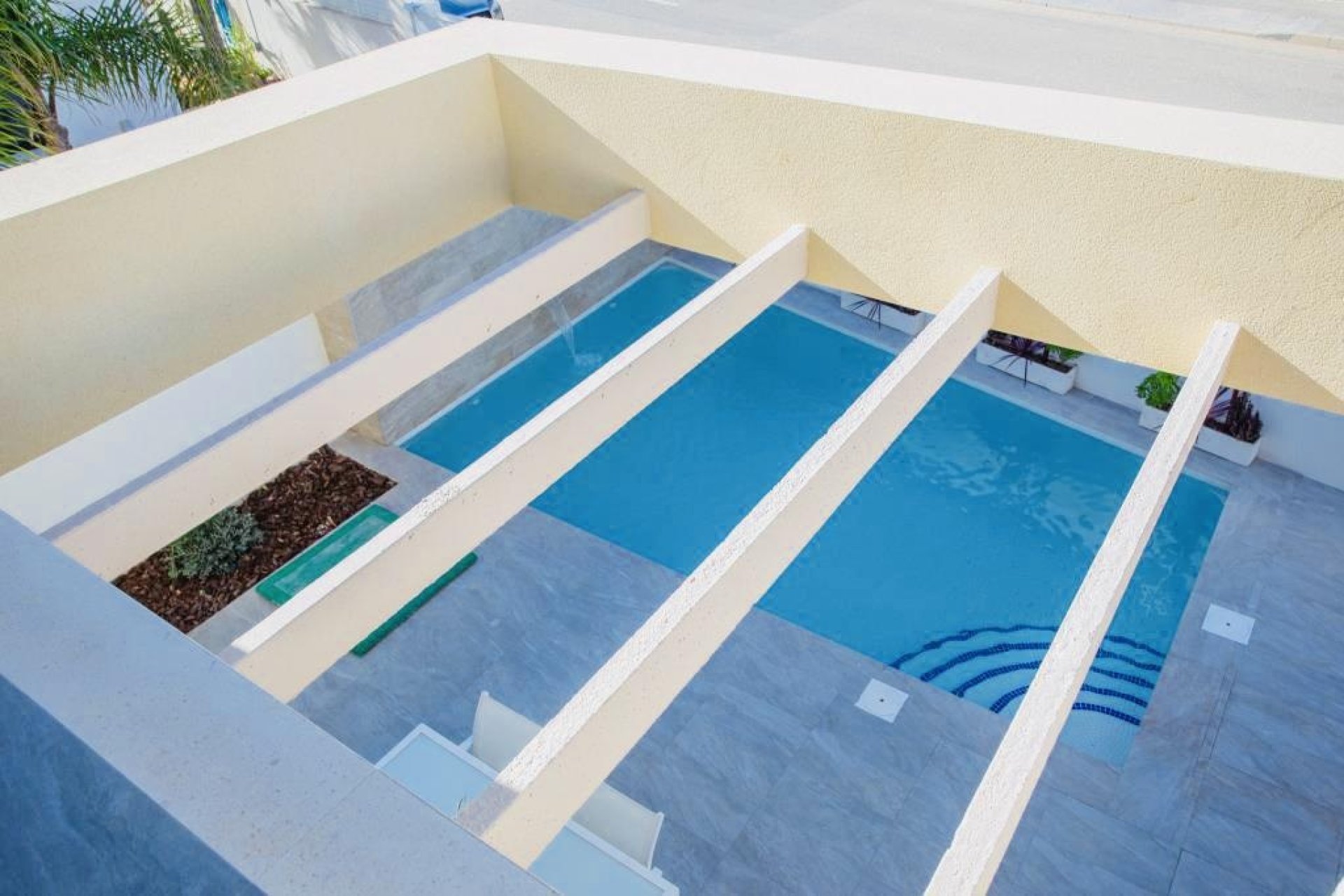 Obra nueva - Villa -
Los Montesinos - La Herrada