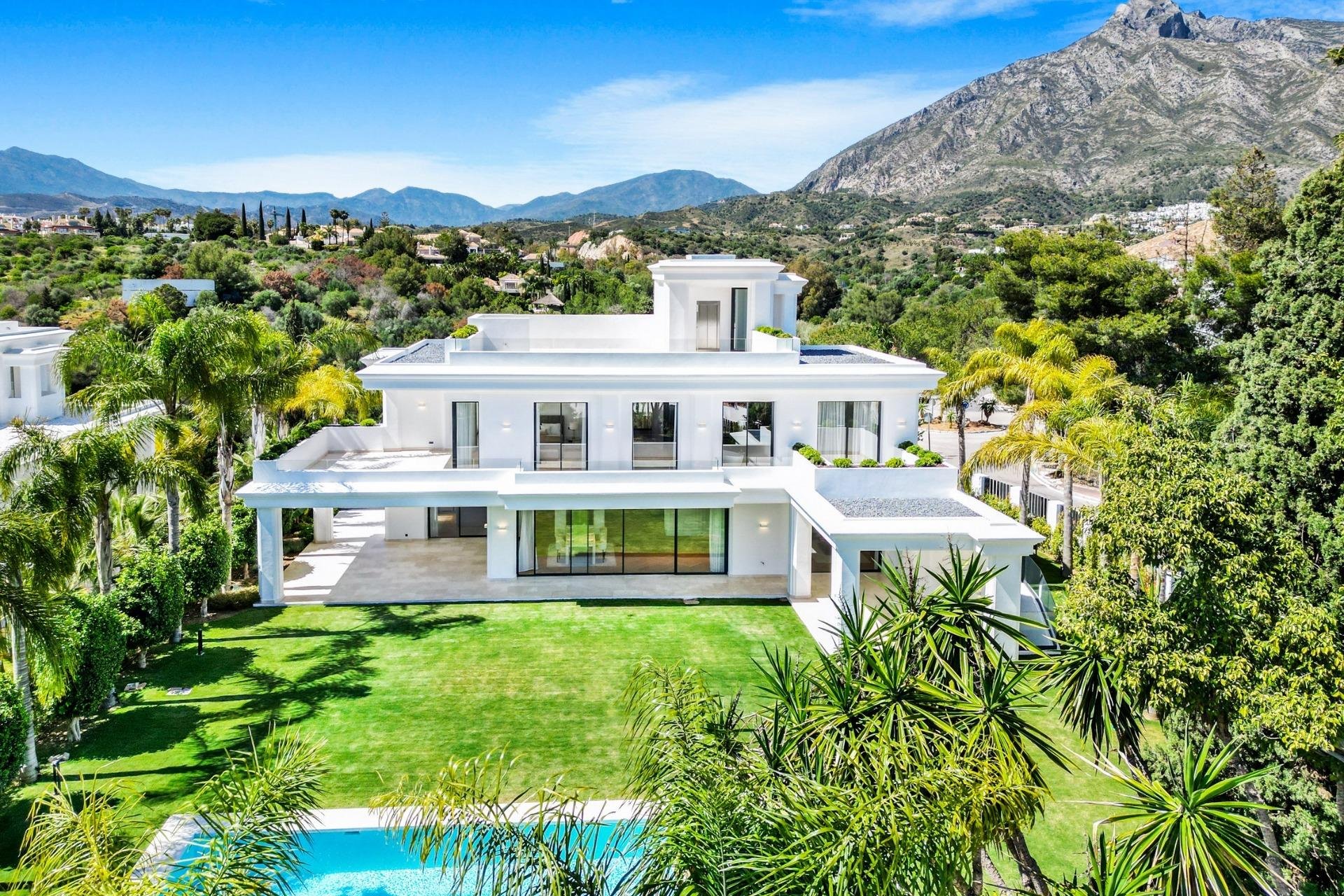 Obra nueva - Villa -
Marbella - Lomas De Marbella Club