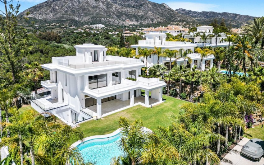 Obra nueva - Villa -
Marbella - Lomas De Marbella Club