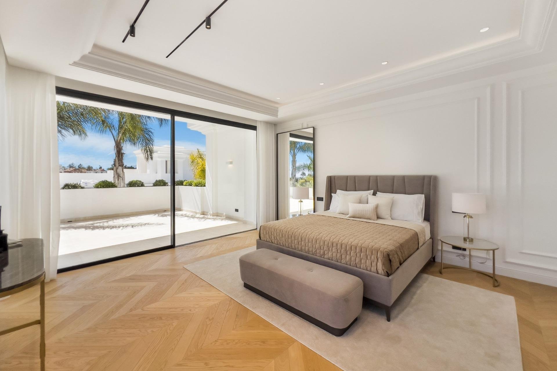 Obra nueva - Villa -
Marbella - Lomas De Marbella Club