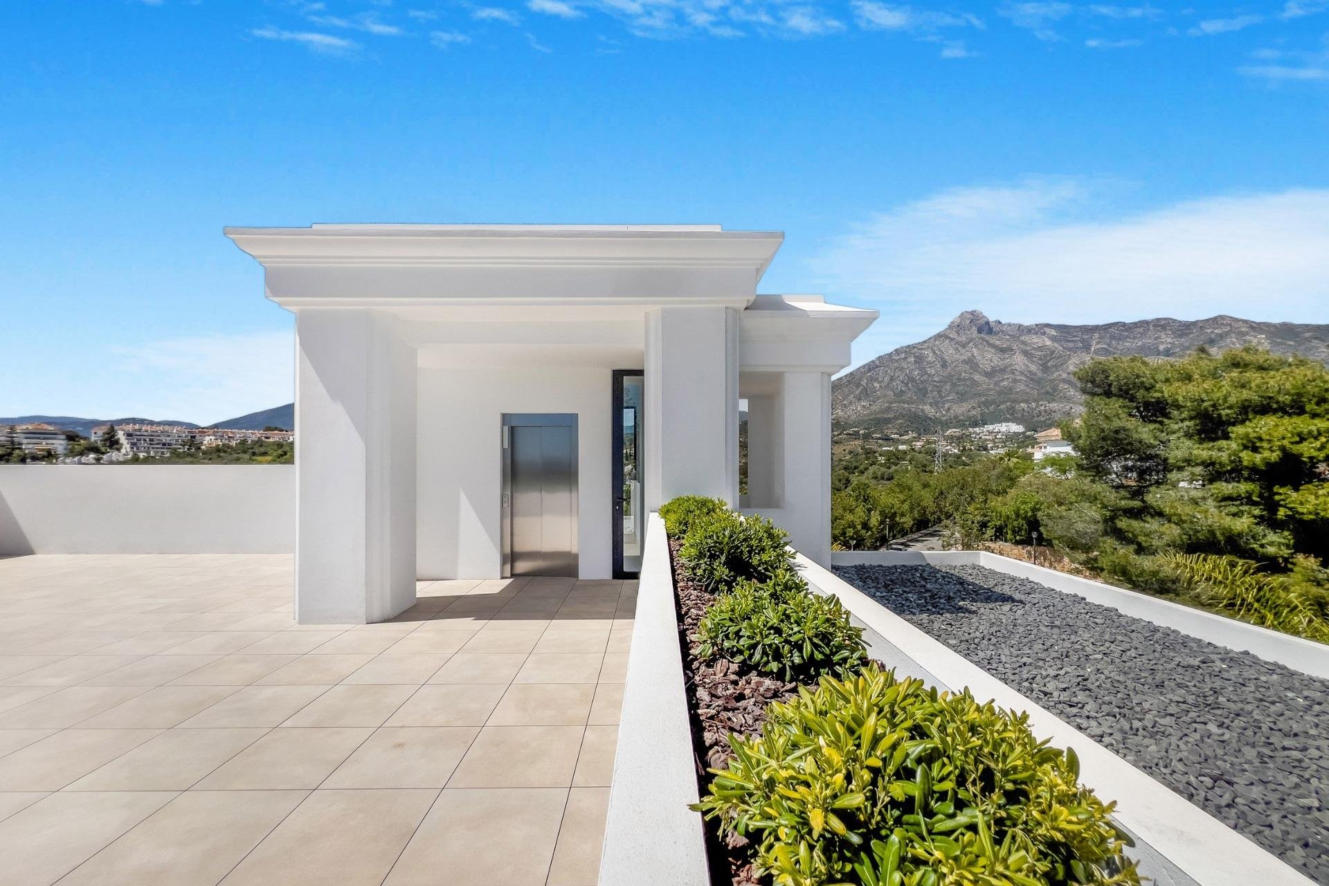 Obra nueva - Villa -
Marbella - Lomas De Marbella Club