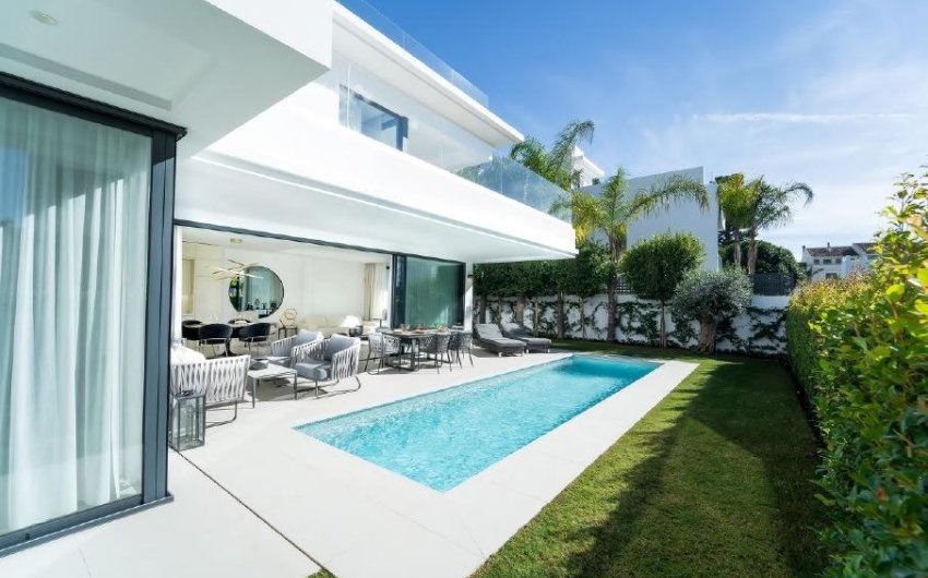 Obra nueva - Villa -
Marbella - The Golden Mile