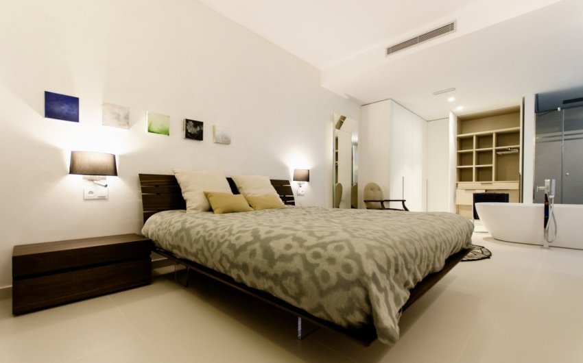 Obra nueva - Villa -
Orihuela Costa - Campoamor