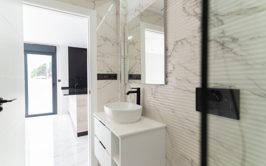 Obra nueva - Villa -
Orihuela Costa - Punta Prima