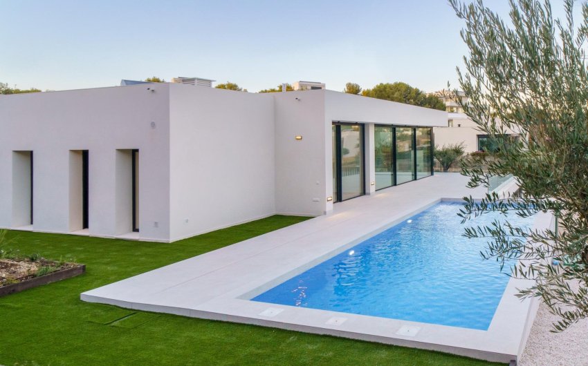 Obra nueva - Villa -
Orihuela - Las Colinas Golf