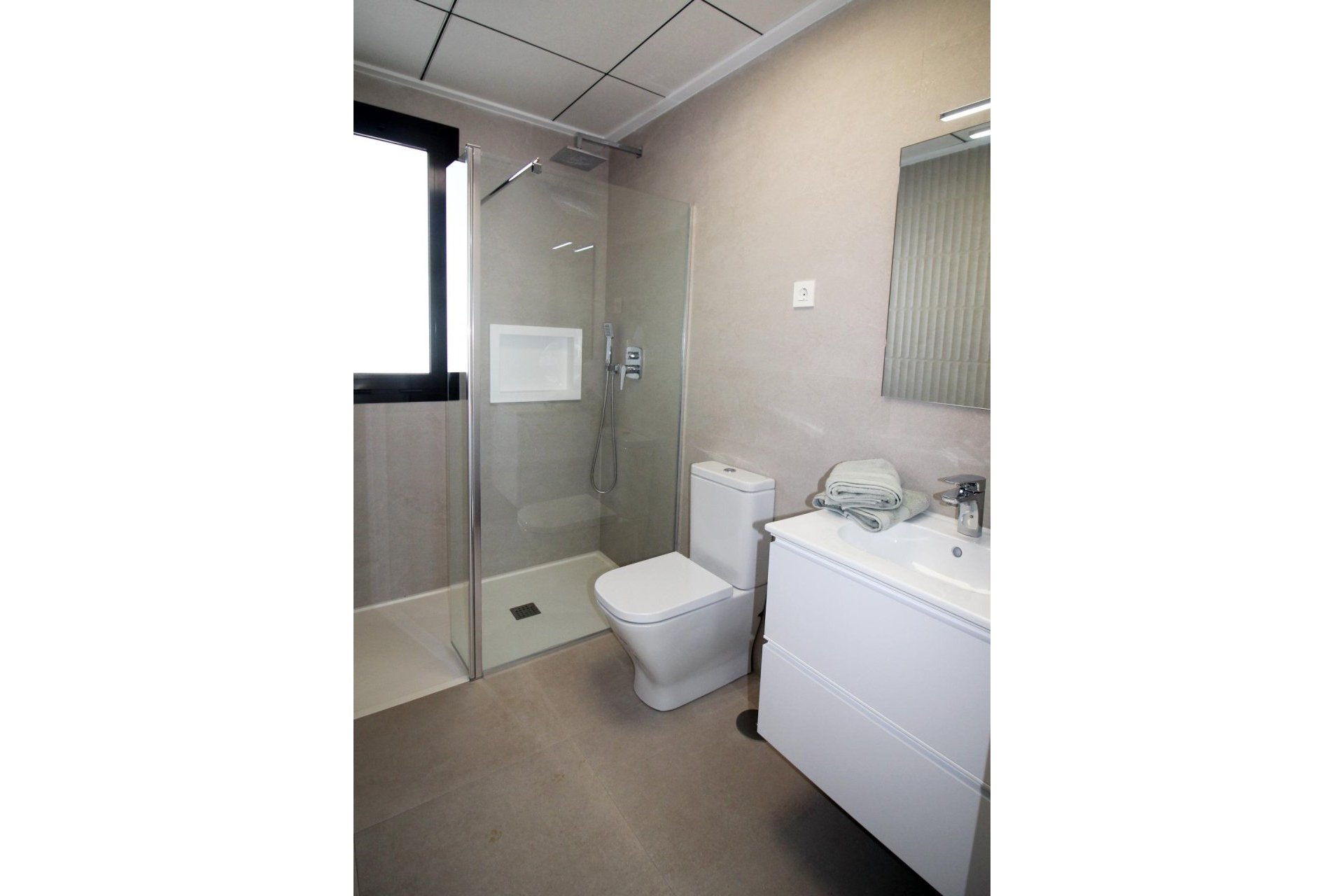 Obra nueva - Villa -
Pilar de la Horadada - parque Andromeda