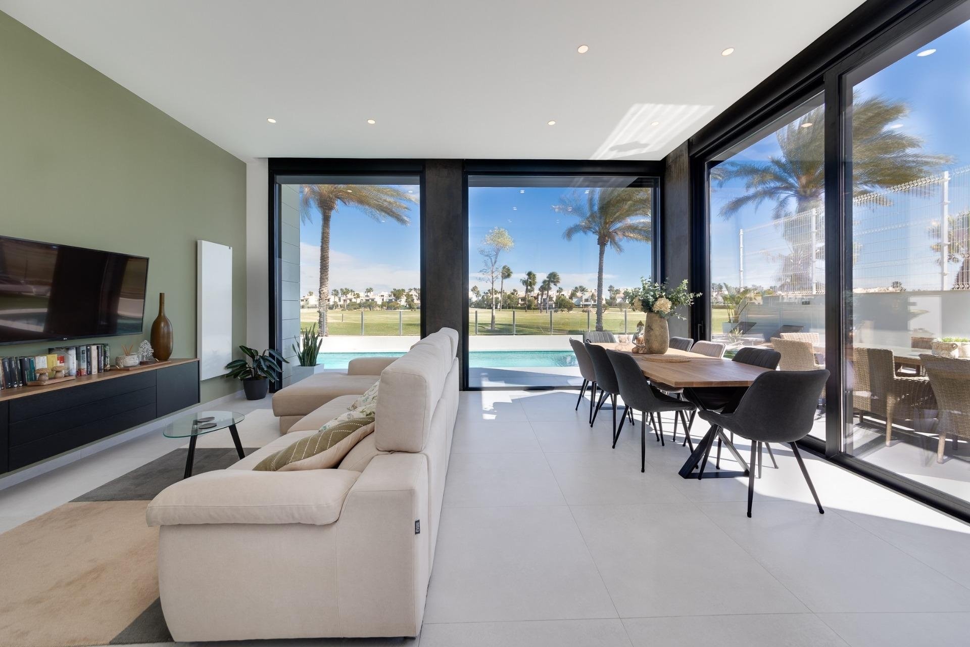 Obra nueva - Villa -
Pilar de la Horadada - Roda Golf