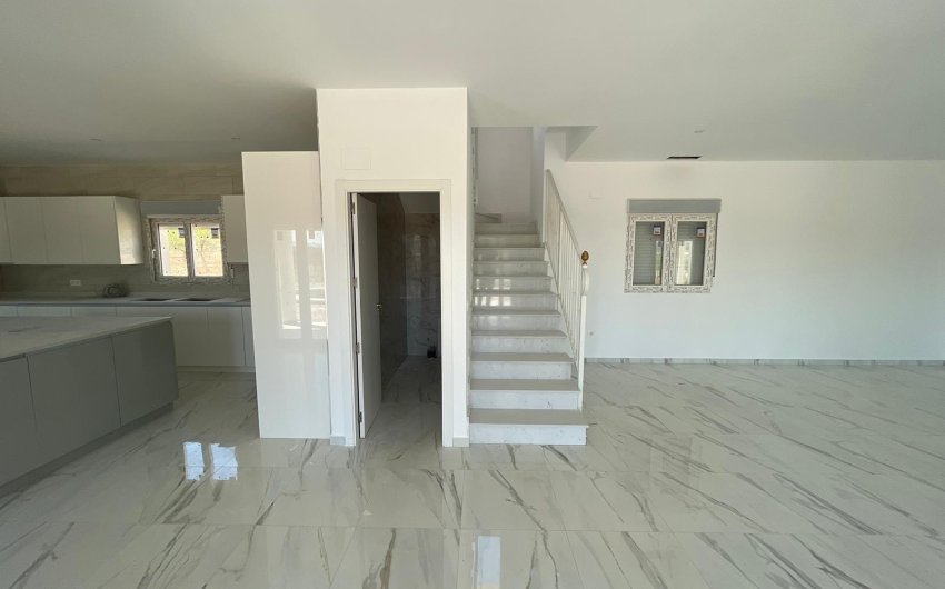 Obra nueva - Villa -
Pinoso - Camino Del Prado