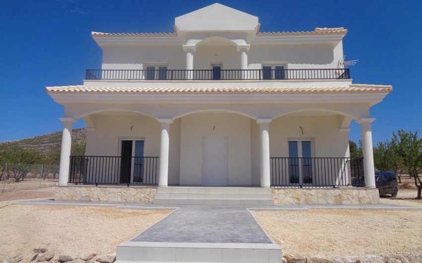 Obra nueva - Villa -
Pinoso - Camino Del Prado