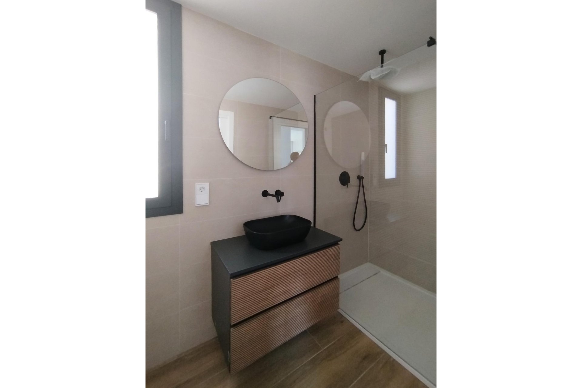 Obra nueva - Villa -
Polop - PAU 1