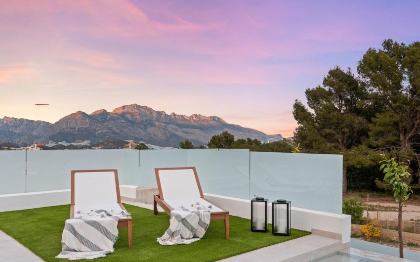 Obra nueva - Villa -
Polop - Urbanizaciones