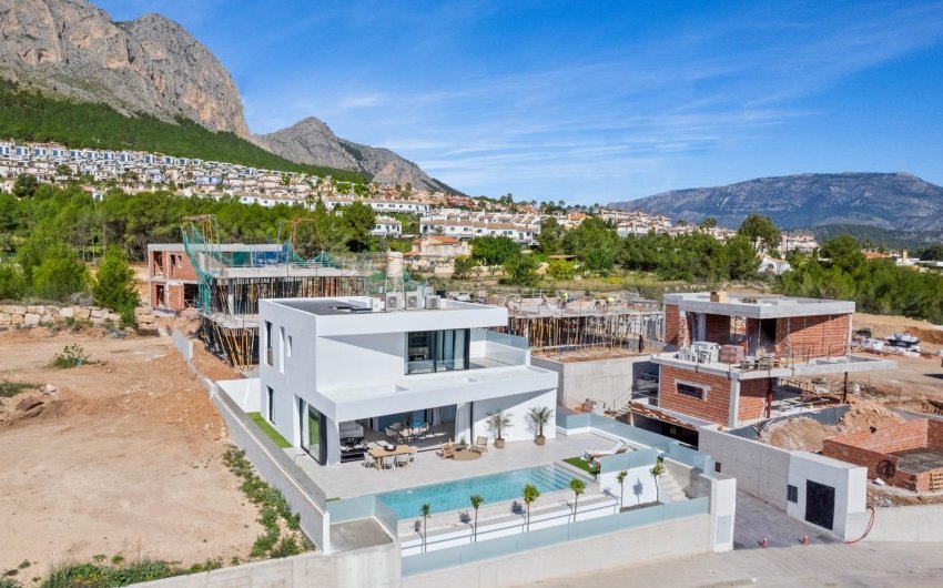 Obra nueva - Villa -
Polop - Urbanizaciones