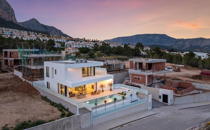 Obra nueva - Villa -
Polop - Urbanizaciones