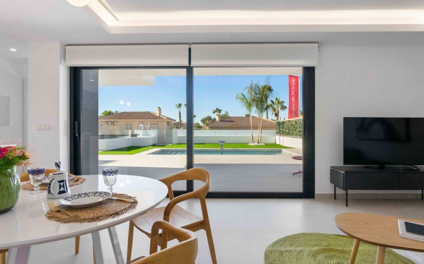 Obra nueva - Villa -
Rojales - Benimar