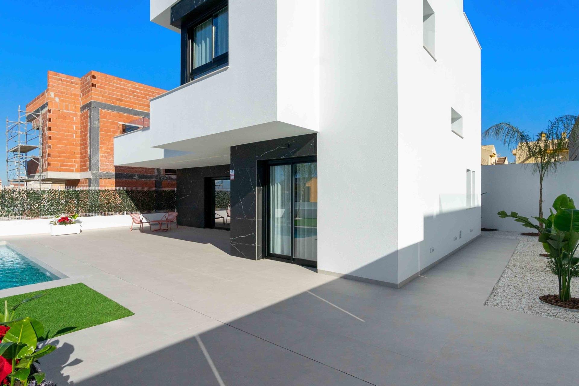 Obra nueva - Villa -
Rojales - Benimar