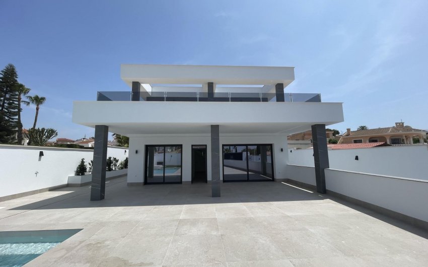 Obra nueva - Villa -
Rojales - Ciudad Quesada