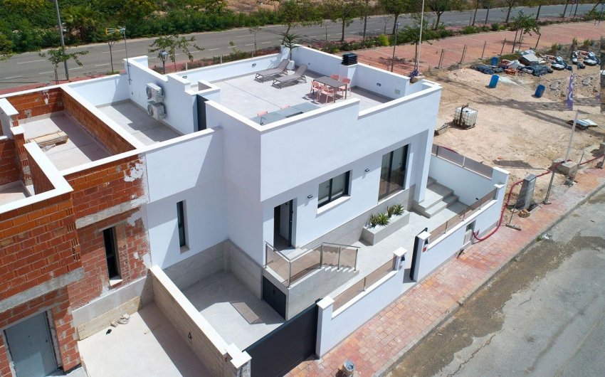 Obra nueva - Villa -
Sucina
