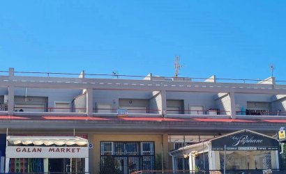 Penthouse - Resale - Villamartín -
                El Galan