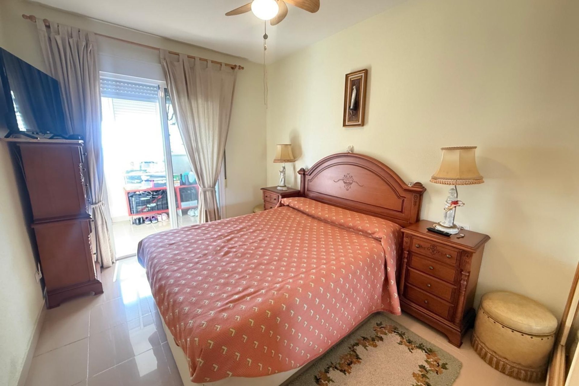 Resale - Apartamento -
Guardamar del Segura - Avenida del Puerto
