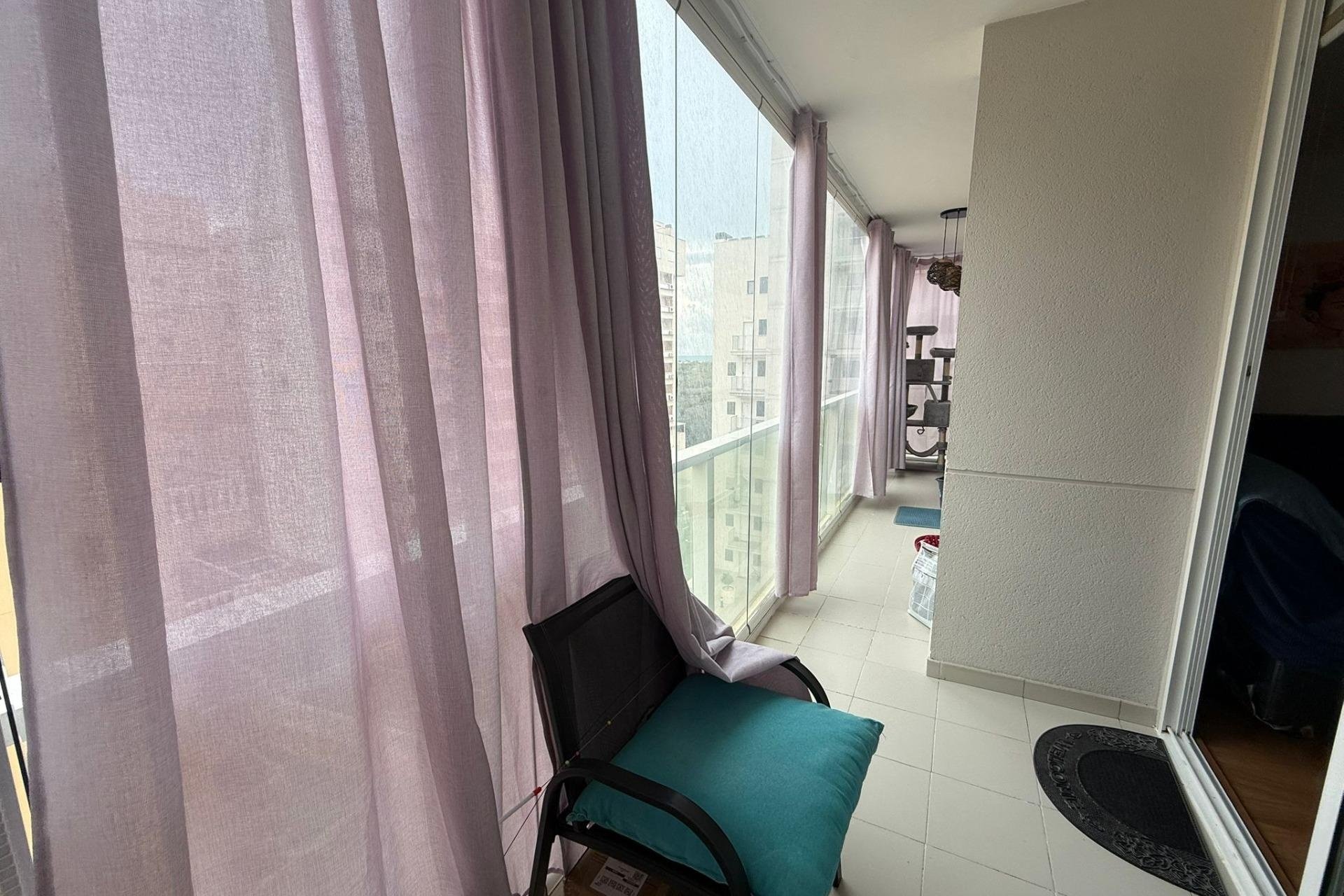 Resale - Apartamento -
Guardamar del Segura - Puerto Deportivo
