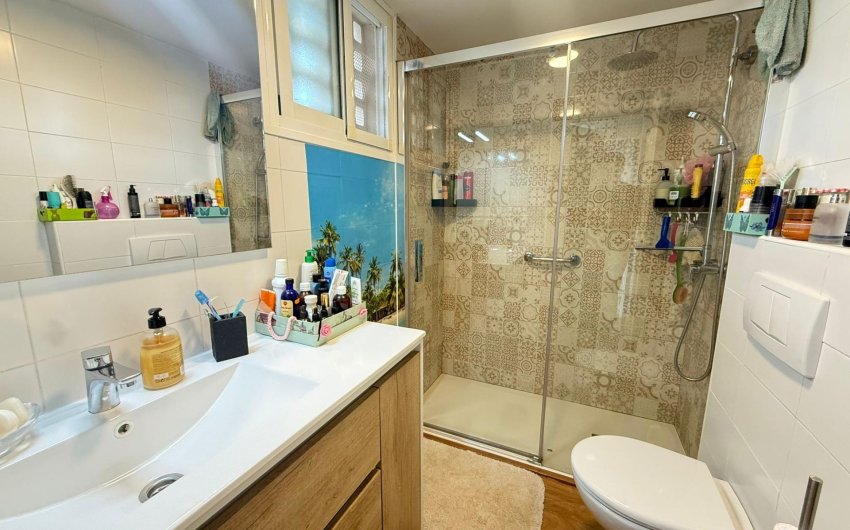 Resale - Apartamento -
Guardamar del Segura - Puerto Deportivo