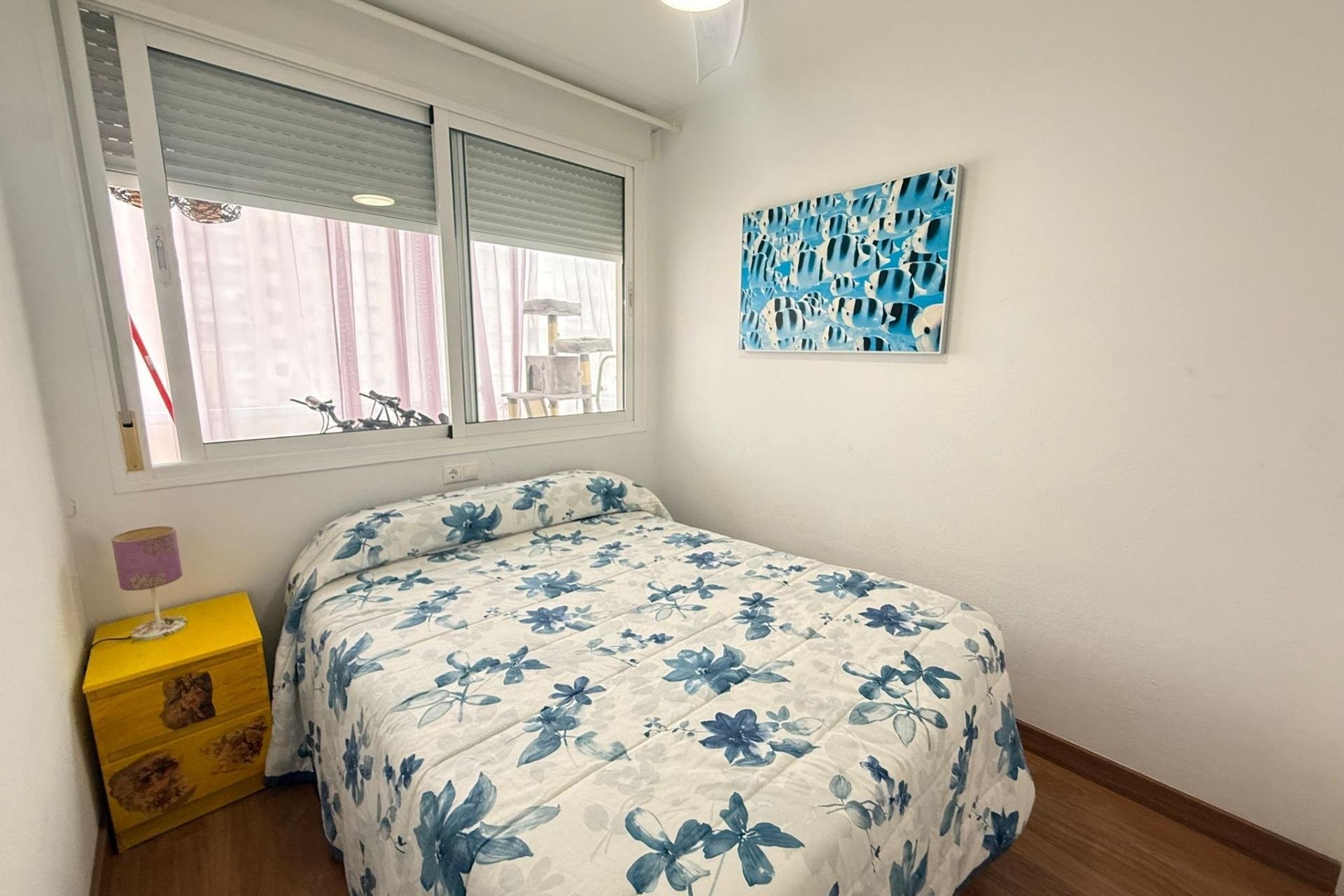 Resale - Apartamento -
Guardamar del Segura - Puerto Deportivo