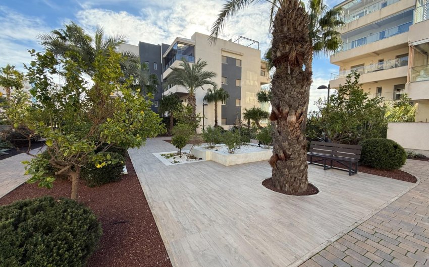 Resale - Apartamento -
Orihuela Costa - Los Dolses