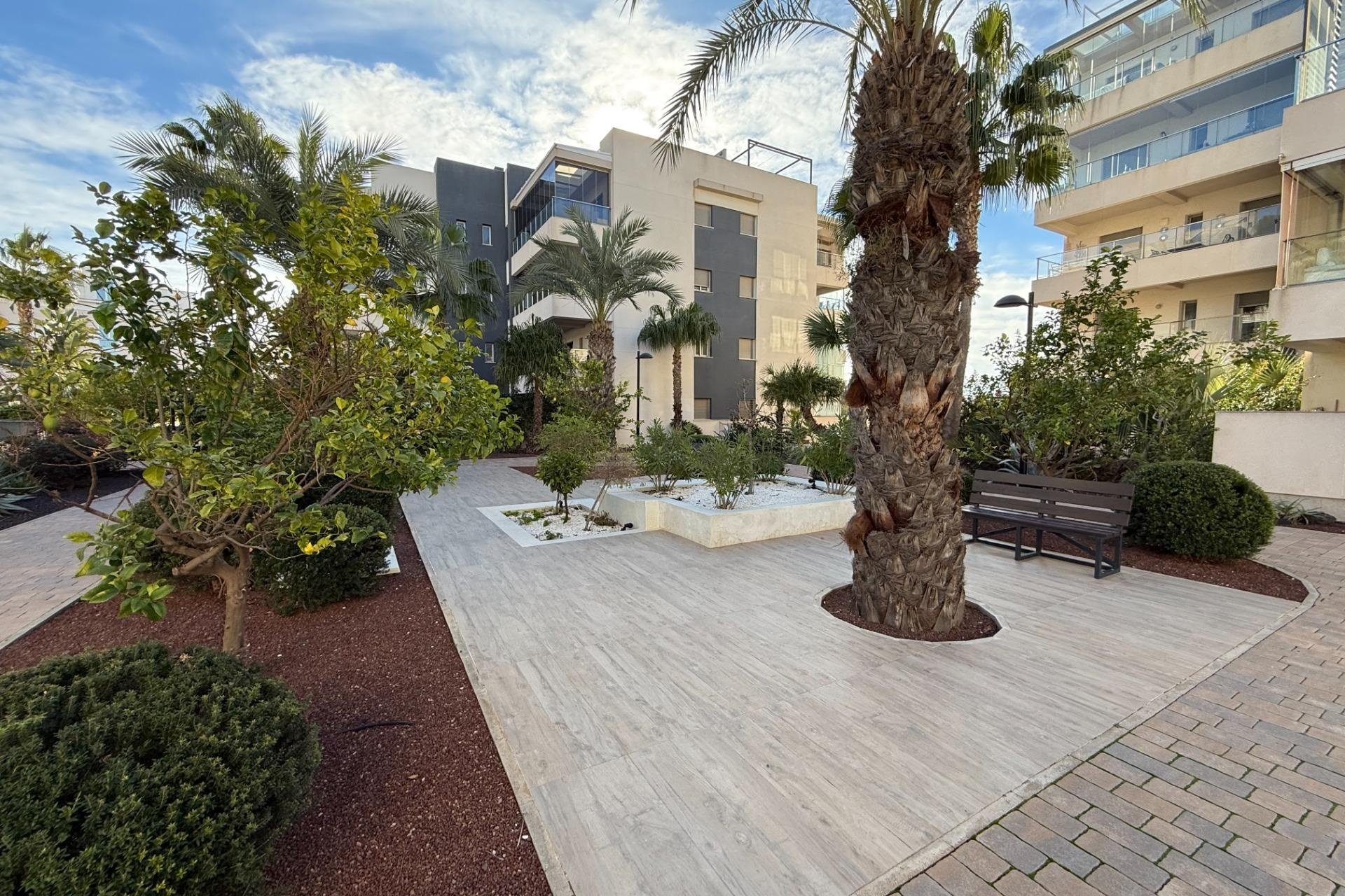 Resale - Apartamento -
Orihuela Costa - Los Dolses